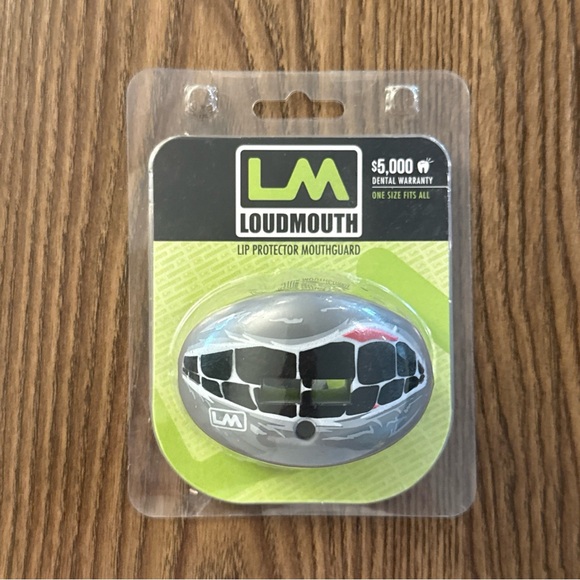 Loudmouth Football Mouthguard ‘Grill’ Adult and Youth Mouthguard Gray/Black - Picture 1 of 4
